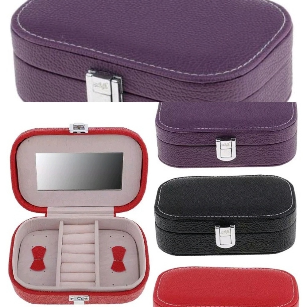 Travel jewelry box